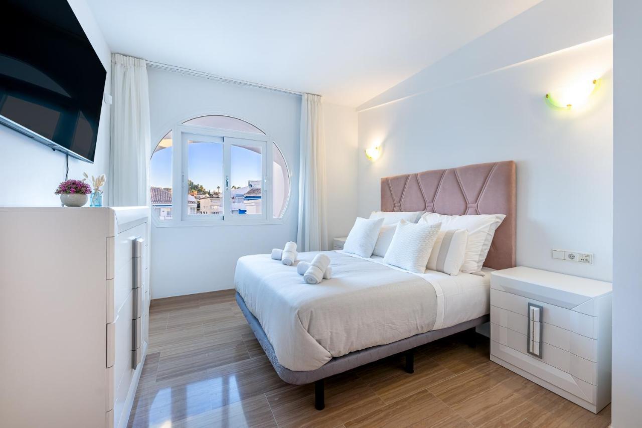 Atico Puerto Marina First Island With Sea Views And Rooftop Pool Benalmadena Exterior photo